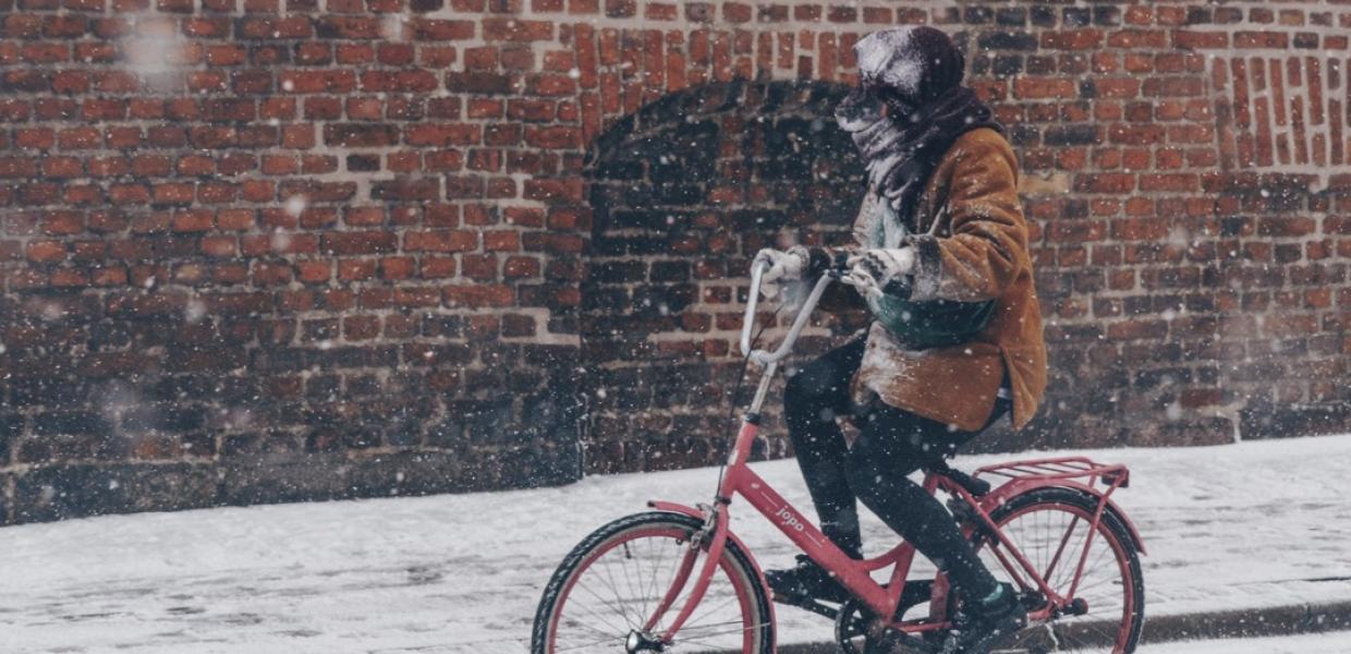 Biking in snow | Martin Heiberg