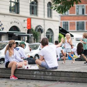 Family at Sønder Boulevard in Vesterbro